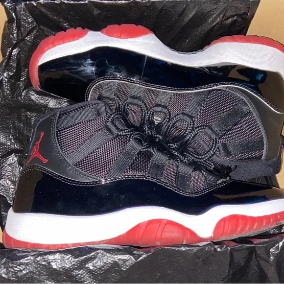 Jordan | Shoes | Size 7 Men Bred 1s Authentic | Poshmark display picture 1